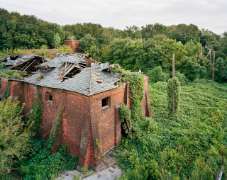 Illustration for article titled Exploring the Decaying Ruins of Brother Island, NYC's Last Unknown Place